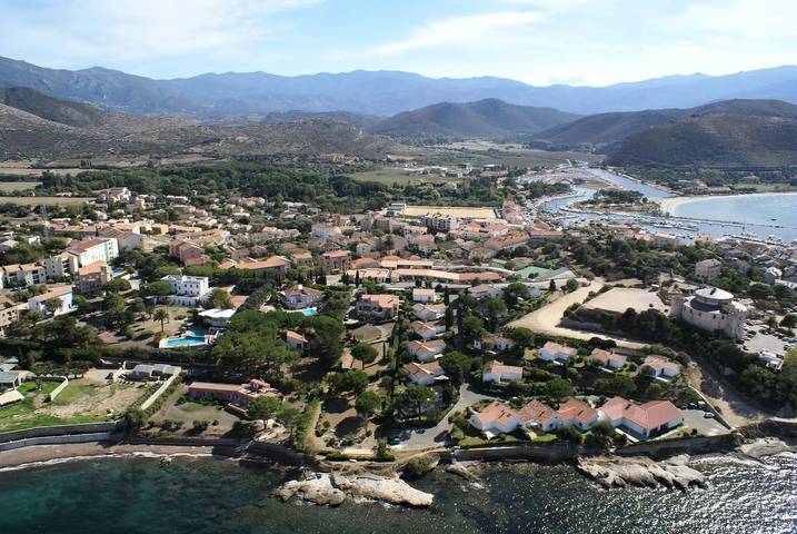 Camping für 4 Personen, mit Terrasse und Pool auf Korsika - 4