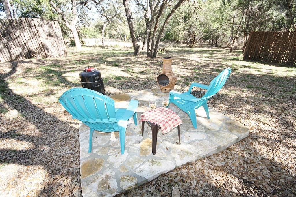 Niedliche, maßgefertigte Kabine in der Nähe der Innenstadt - ein perfekter Kurzurlaub in Wimberley in Wimberley, Hays County