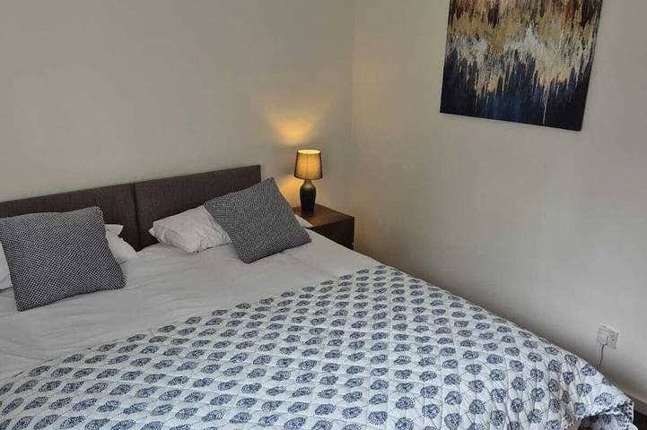 Appartamento intero, Top floor pent house suite near Nec/Bhx/Hs2. 3 Bedrooms, 6 beds in Coleshill, Warwickshire