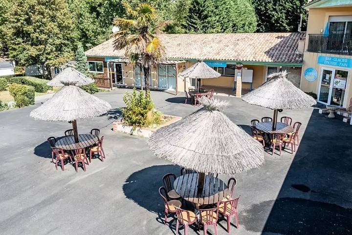 Klassisches Chalet 3 Zimmer 4 Personen in Lamonzie-Montastruc, Périgord Pourpre