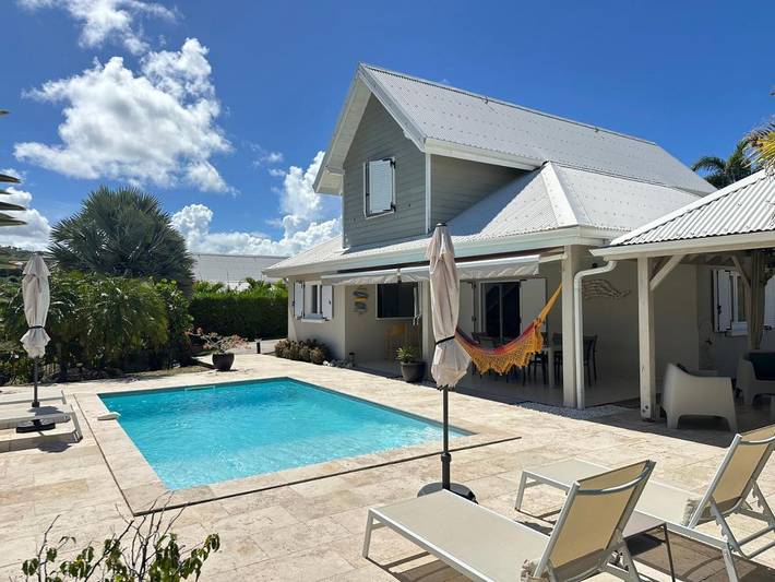 Location de vacances pour 6 personnes, avec piscine et jardin à Le François - 2