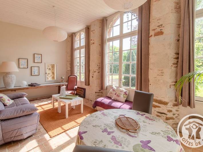 Gîte pour 10 personnes, avec Terrasse et Jardin dans Maine-et-Loire - 2