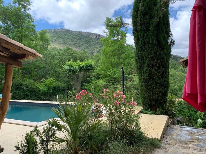Location de vacances pour 6 personnes, avec jardin ainsi que piscine et vue à Les Pilles - 3
