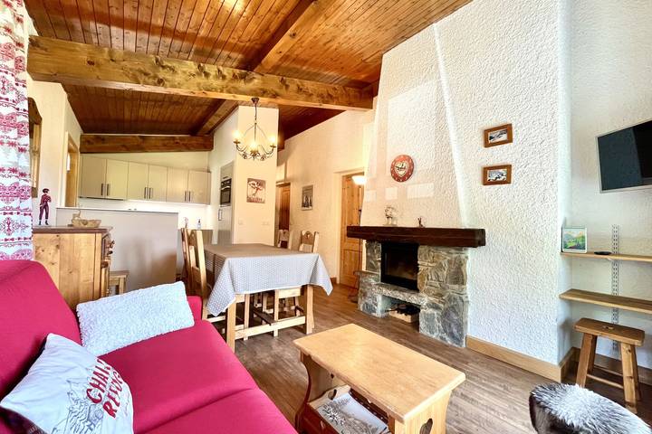 Ganze Wohnung, Ski-in/ski-out apartment with balcony in Combloux in Combloux, Pays du Mont-Blanc