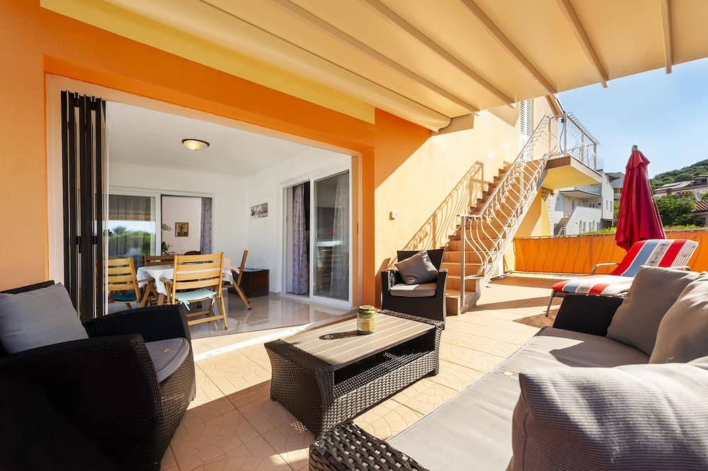Villa over 2 floors, with sea view in Rovinj-Borik in Rovinj, Rovinj region