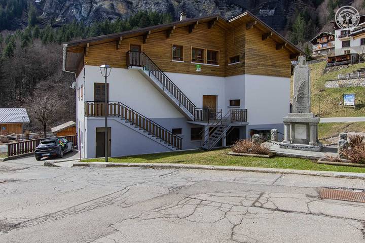 Chalet pour 12 personnes, animaux acceptés à La Giettaz