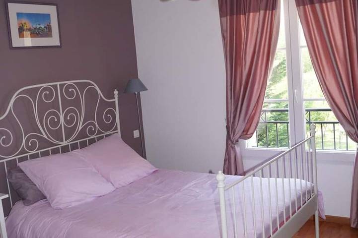 Villa avec jardin de 1100 carrés, emplacement paisible in Bailly-Romainvilliers, Seine-et-Marne
