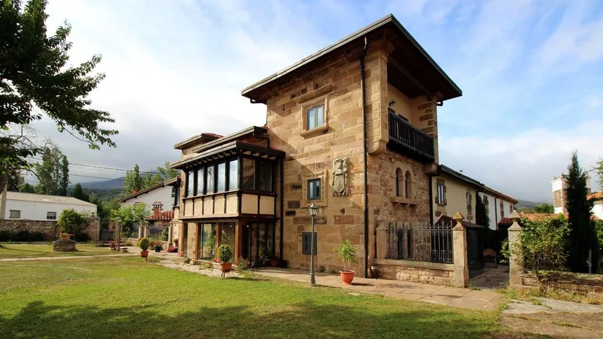 Casa rural para 22 personas, con vistas y jardín - 1