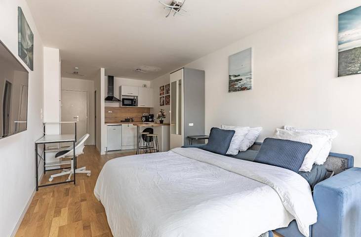 Location de vacances pour 2 personnes, avec Balcon et Terrasse à Sceaux