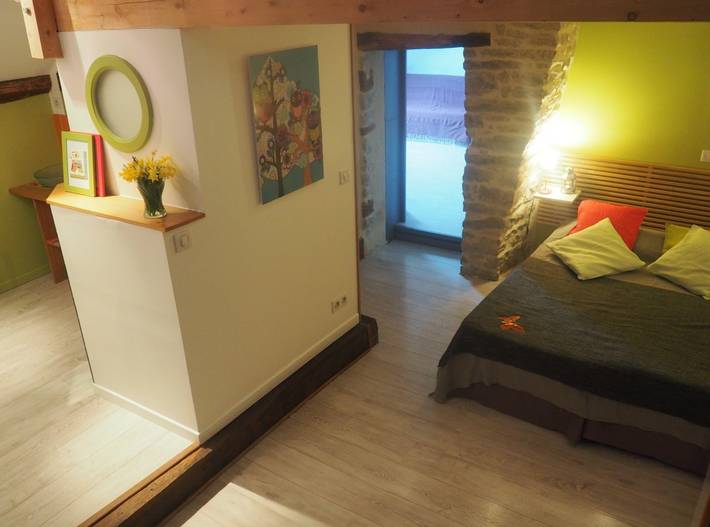 Chambre d’hôte pour 6 personnes, avec jardin dans le Jura