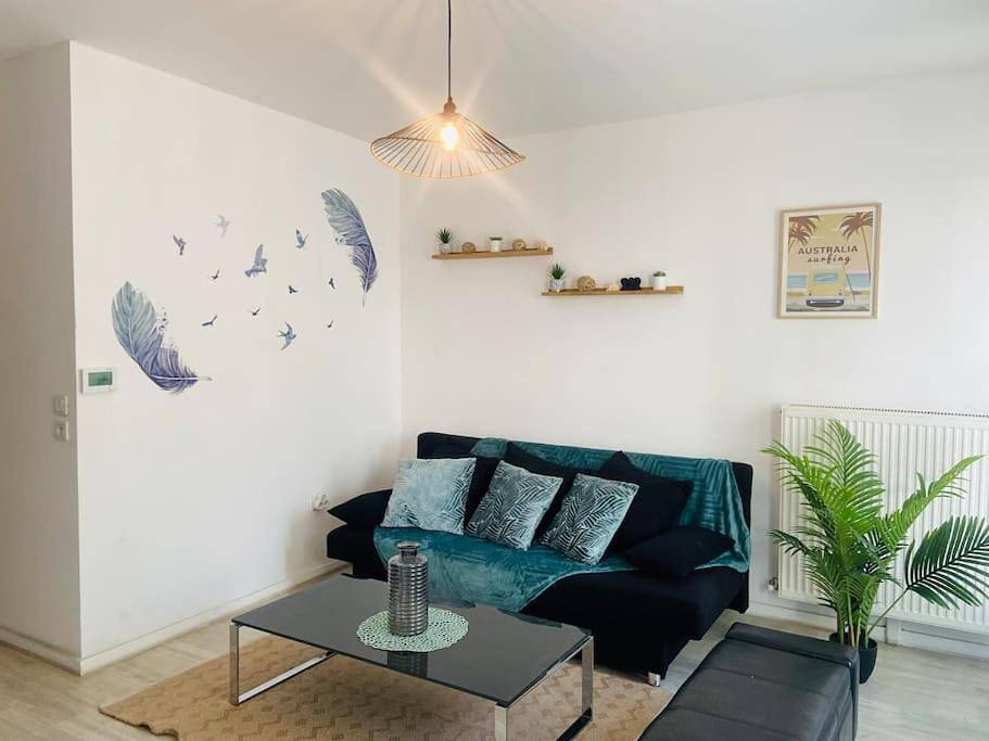 Appartement entier, One-Bedroom Apartment in Goussainville, Val-d'Oise