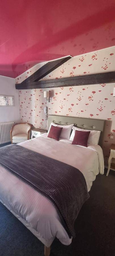 Hôtel pour 2 personnes, avec terrasse dans Office De Tourisme De Foix - 2