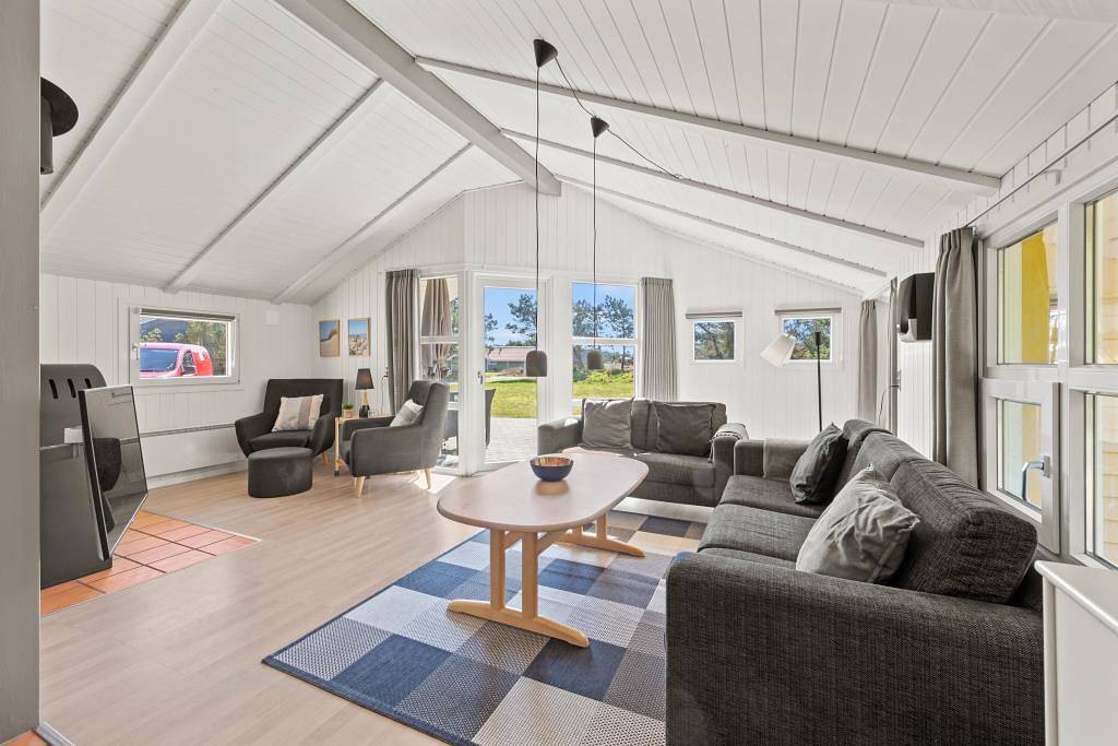 Holiday home with sauna, whirlpool and prime location near beach and town centre in Blavand, Varde Region