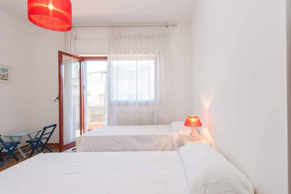 Ganze Wohnung, Gemütliche Wohnung für 4 Gäste mit  W-Lan, Tv und Terrasse in Torvaianica, Rom Provinz