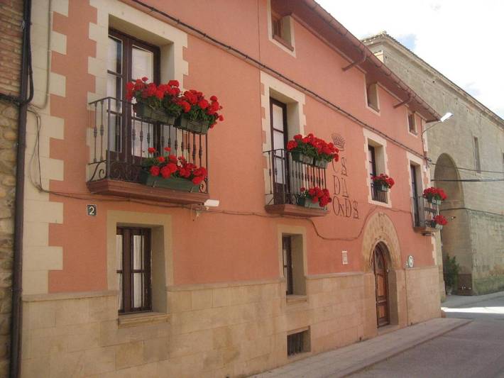Casa rural para 27 personas, con jardín en La Rioja - 2