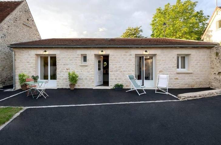 Villa pour 2 personnes, avec Jacuzzi et Terrasse ainsi que Jardin et Sauna