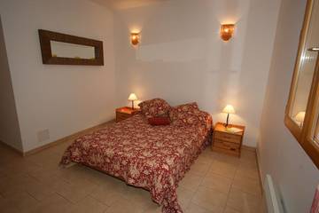 Gîte pour 5 Personnes dans Bonnieux, Parc naturel régional du Luberon, Photo 2