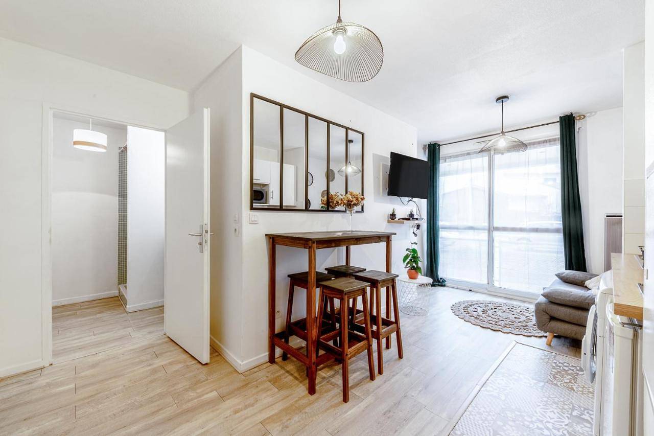 Appartement entier, One-Bedroom Apartment in Talence, Région de Bordeaux