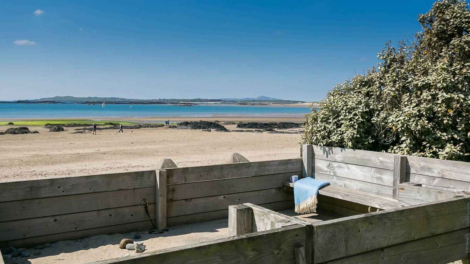 Beach Terrace in Rhosneigr, Isle of Anglesey