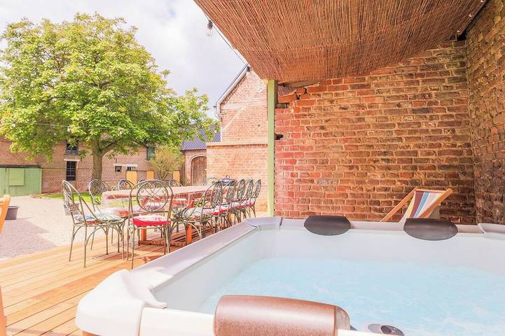 Maison de vacances pour 15 personnes, avec Jacuzzi ainsi que Terrasse et Jardin