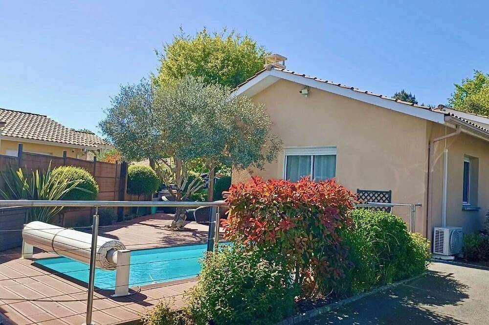 Comfortable villa near Bassin Arcachon & Bordeaux in Mios, Region de Arcachon