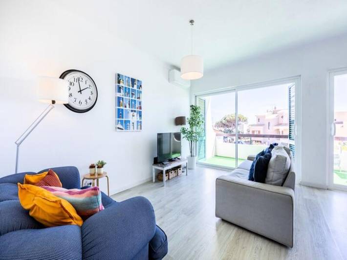 Apartamento de férias para 7 pessoas, com piscina e varanda em Sagres