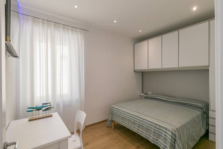 Appartamento intero, Appartamento per vacanze "Casa del Marinaio" con vista mare, Wi-Fi, balcone e terrazza in Spiaggia di Rimigliano (San Vincenzo), San Vincenzo