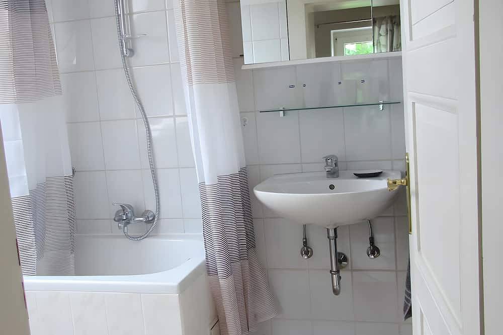 Ganze Wohnung, Alte Schule Altefeld, Ferienwohnung für 4 Personen (70 m²) in Herleshausen, Werra-Meißner-Kreis