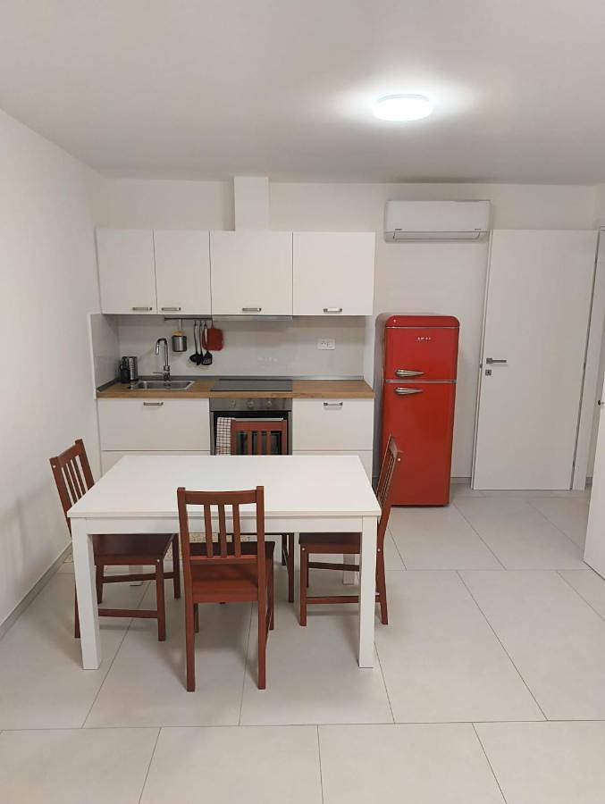 Location de vacances pour 5 personnes, avec Jardin à Porto Potenza Picena
