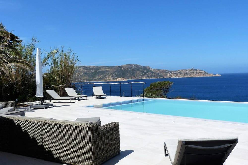 Villa pour 10 Personnes dans Calvi, Région de Calvi
