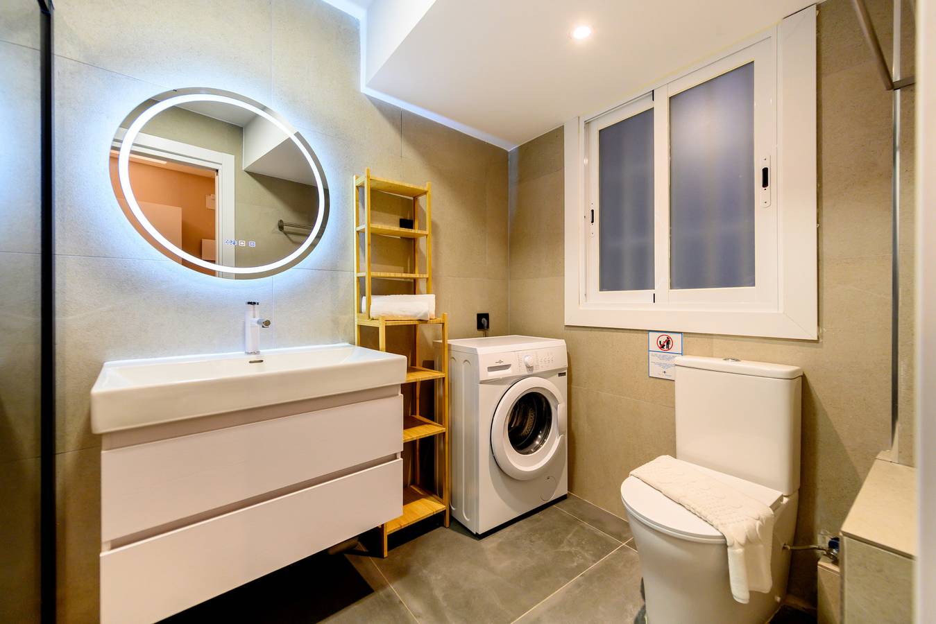 Hel studio-lejlighed, M (Nda11Bid) Estudio interior en el centro de Madr in Centro (Madrid), Madrid