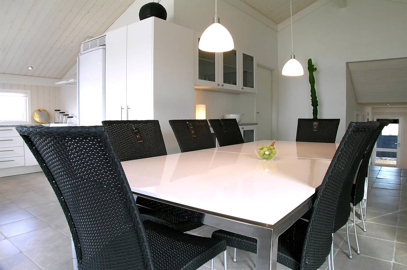 Stunning home in Hvide Sande w/ Sauna, Wifi and 4 Bedrooms in Bjerregård, Holmsland Klit
