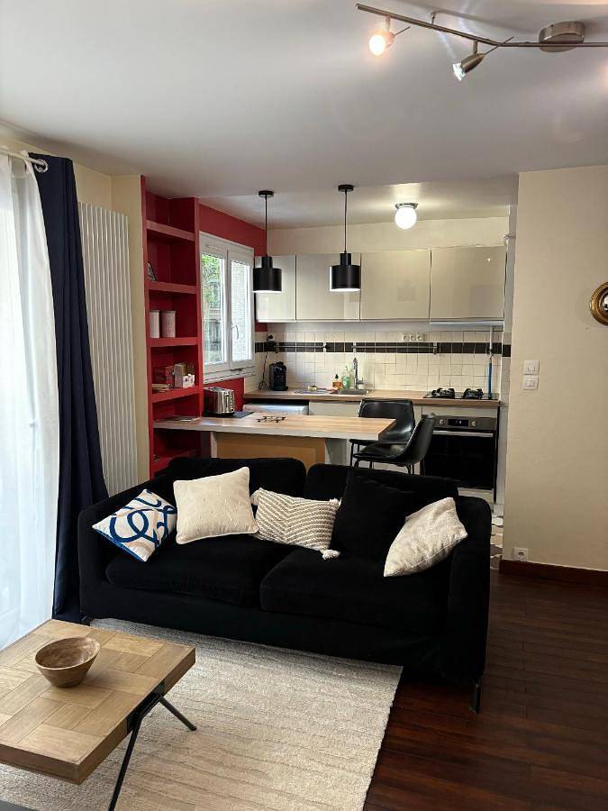 Chambre d’hôte pour 3 personnes, avec balcon à Clichy
