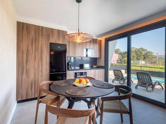 Chalet para 4 personas, con terraza y piscina en Provincia de Pontevedra - 4