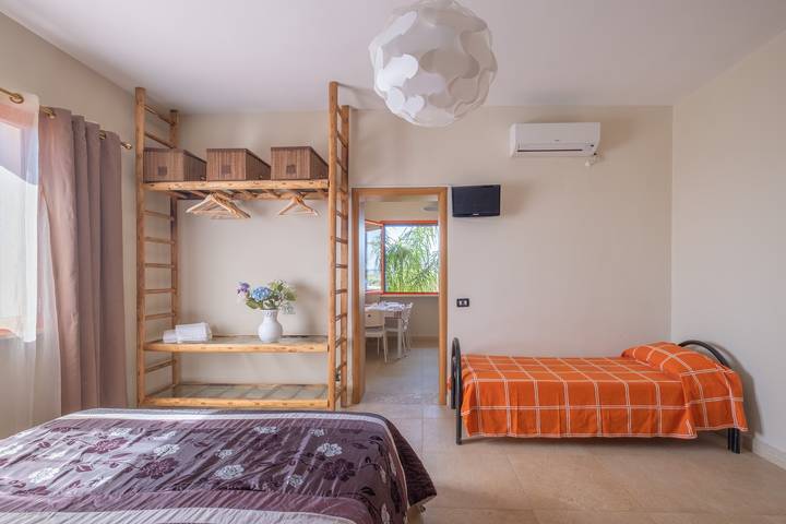 Apartamento entero, Apartamento 'Terra E Colori Bilo 4' con Wi-Fi y aire acondicionado in Galípoli, Golfo de Tarento