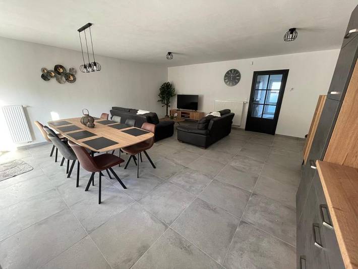 Location de vacances pour 8 personnes, avec jardin dans Houthem