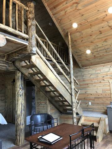 Log Cabin for 6 Guests in Mount Rushmore, Pennington County, Picture 3