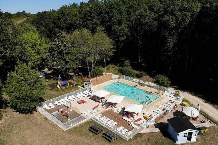 Camping pour 5 personnes dans Périgord Vert