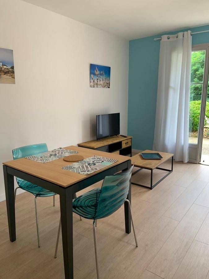 Location de vacances pour 3 personnes, avec terrasse à Plestan - 2
