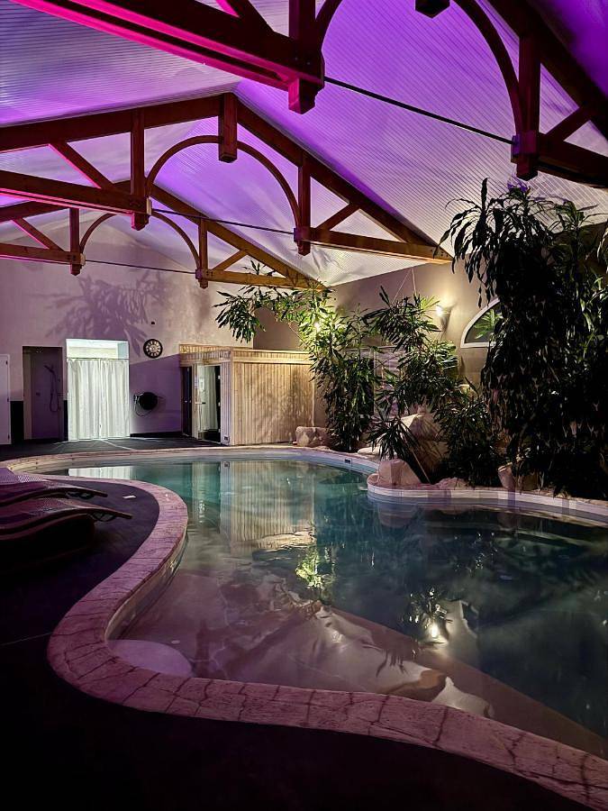 Hôtel pour 2 personnes, avec jardin et piscine ainsi que terrasse et sauna