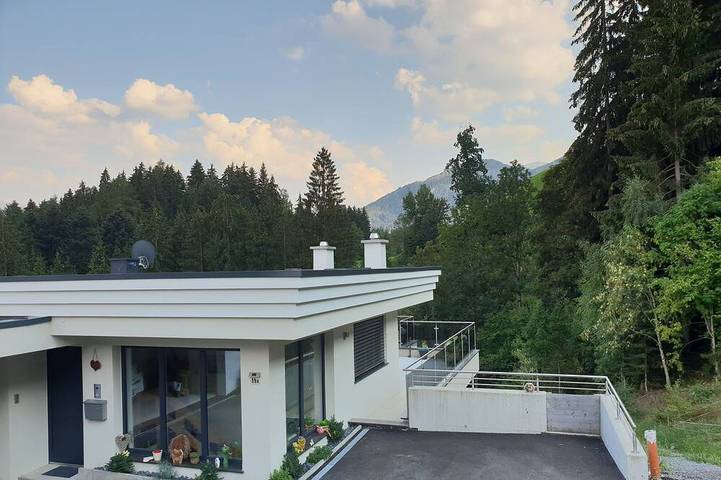 Ferienwohnung für 8 Personen, mit Garten und Terrasse