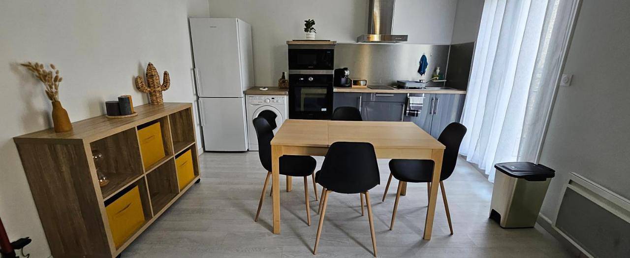 Appartement entier, One-Bedroom Apartment in Rivesaltes, Côte méditerranéenne (France)