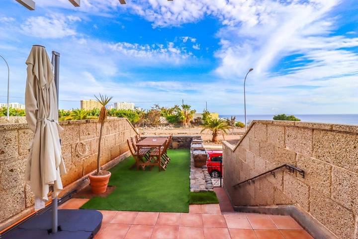 Apartamento de vacaciones para 4 personas, con terraza además de vistas y piscina - 1