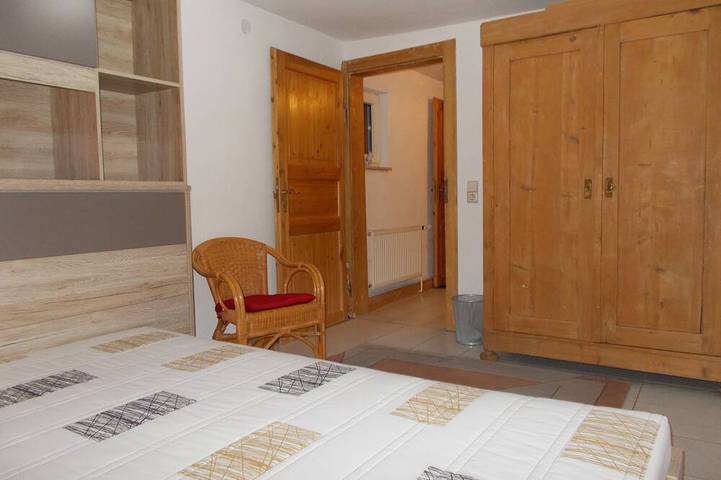 Ganze Wohnung, Sonnige Fachwerkhaus-Ferienwohnung Nähe Frankfurt/Main in Jügesheim, Rodgau