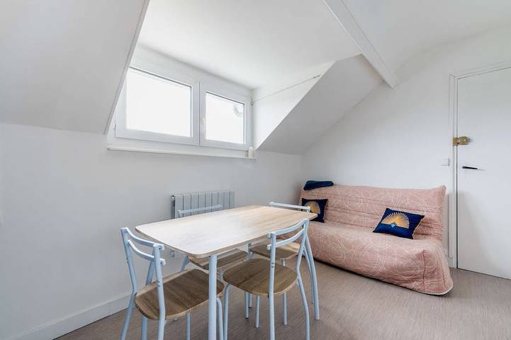 Ganze Wohnung, Apartment 300m from the beach - Shared outdoor area in Asnelles, Côte de Nacre