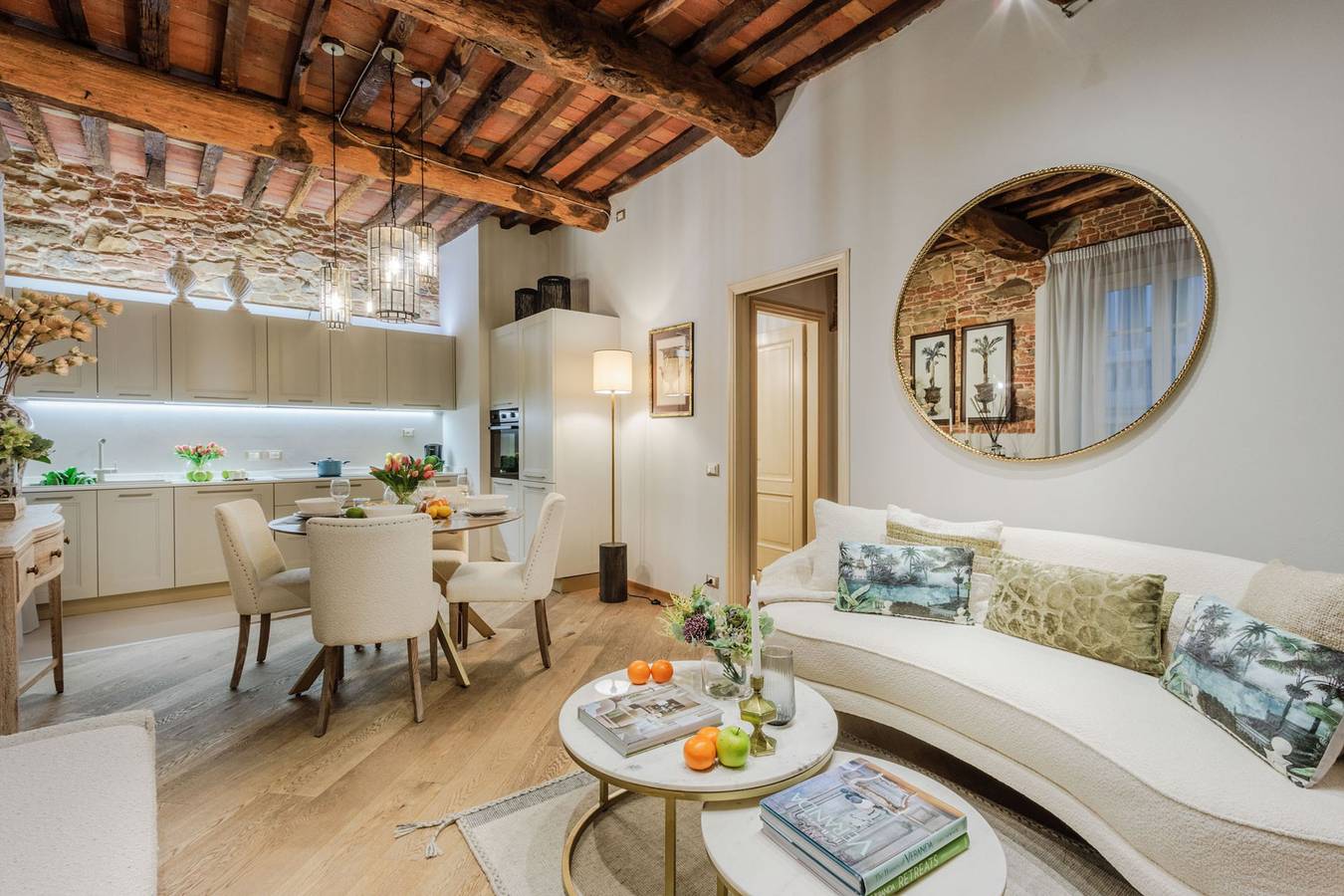 Hel lejlighed, Casa Cinnamon in Lucca in Lucca, Lucca Provisen