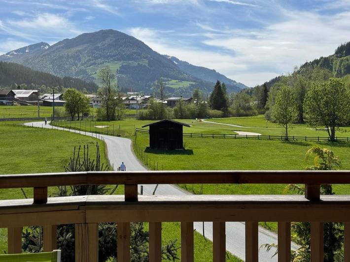 Ferienwohnung für 5 Personen, mit Balkon und Ausblick in Kitzbühel - 2