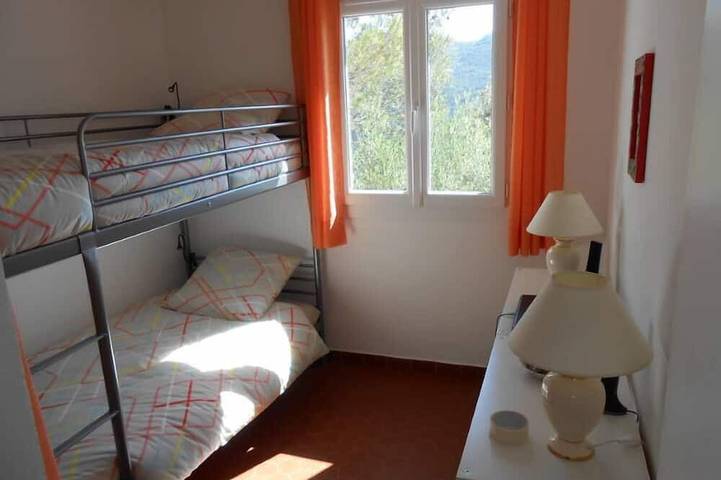 4* Haus mit Charakter, Garten, Schwimmbad/Klima, Panoramablick, Natur in Le Revest-les-Eaux, Mittelmeerküste (Frankreich)