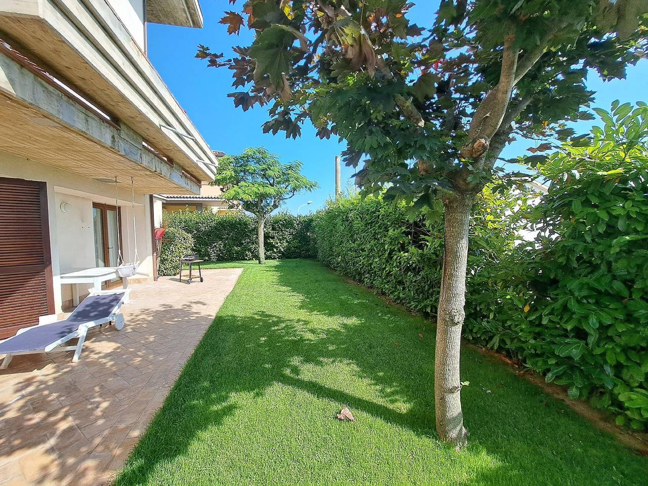 Entire holiday apartment, Holiday home "Daphne Experience". in Loreto Aprutino, Pescara Province