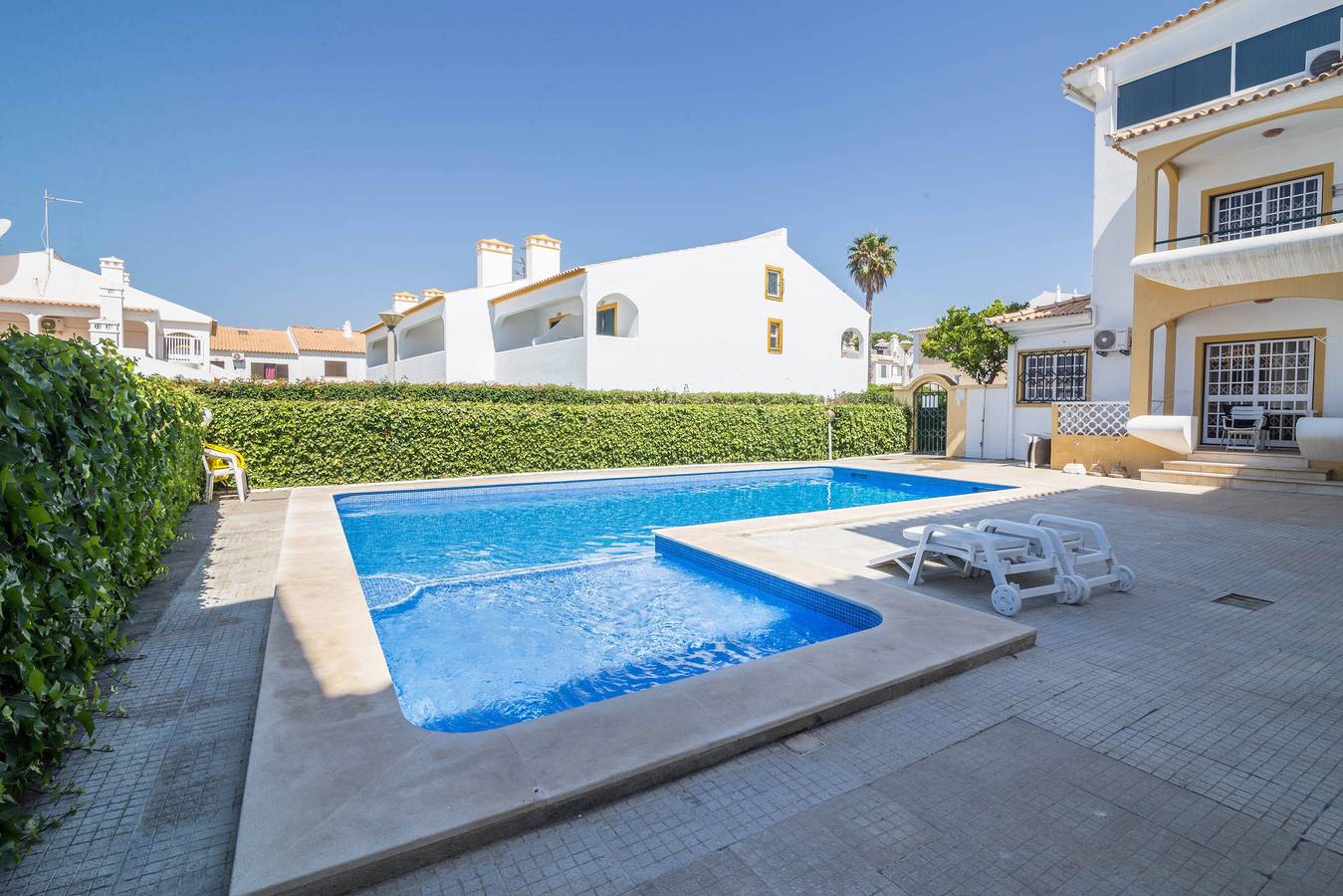 Apartment for 2 People in Quarteira, Faro District